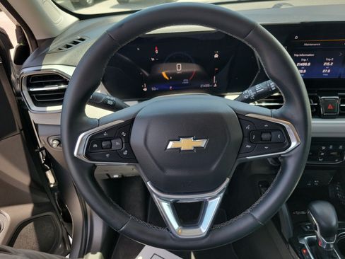 Certified 2024 Chevrolet TrailBlazer LT w/ Convenience Package FWD image 29