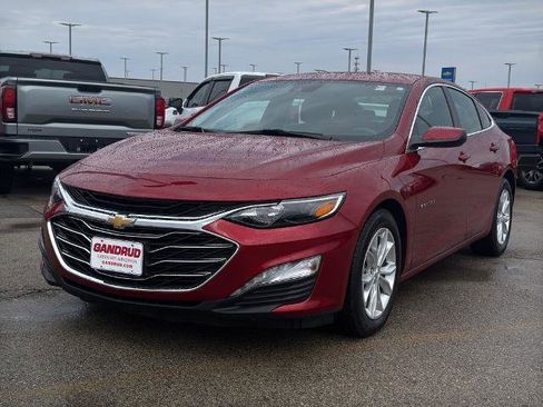 Used 2024 Chevrolet Malibu LT FWD image 2