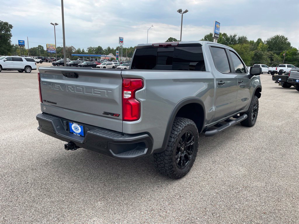 Used 2024 Chevrolet Silverado 1500 ZR2 w/ Technology Package AWD/4WD image 6