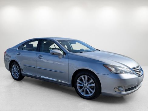 Used 2011 Lexus ES 350 image 3