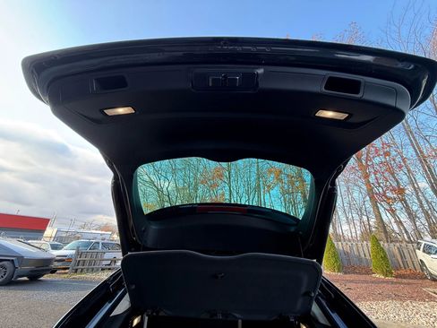 Used 2019 Maserati Levante GranLusso image 23