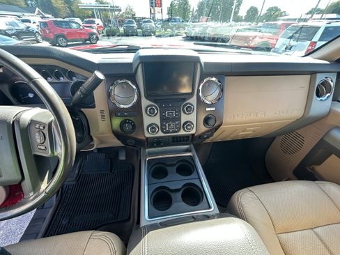 Used 2013 Ford F250 Lariat w/ Lariat Ultimate Pkg image 10