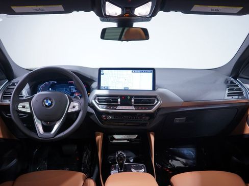 Used 2024 BMW X4 xDrive30i w/ Premium Package image 10