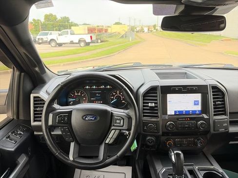 Used 2019 Ford F150 XLT w/ Equipment Group 302A Luxury AWD/4WD image 27