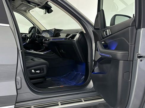 Used 2025 BMW X7 xDrive40i image 26