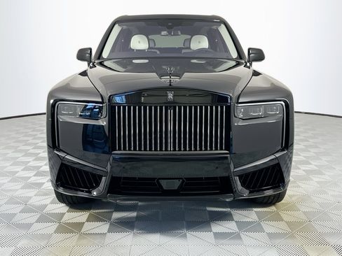 New 2026 Rolls-Royce Cullinan Black Badge image 5