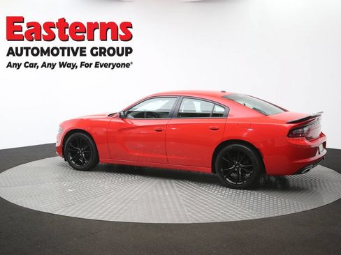 Used 2018 Dodge Charger SXT w/ Blacktop Package RWD image 61