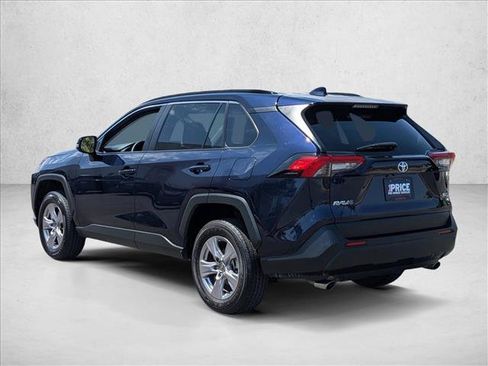 Used 2025 Toyota RAV4 XLE FWD image 8