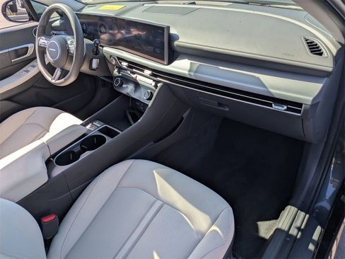 Used 2025 Hyundai Sonata SEL image 29