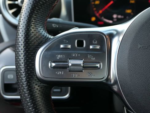 Used 2020 Mercedes-Benz CLA 250 image 16