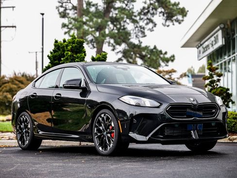 New 2026 BMW M235i xDrive M235i xDrive w/ Technology Package image 1