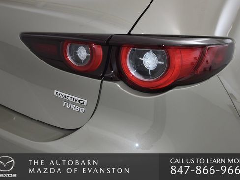 Certified 2025 MAZDA MAZDA3 Carbon AWD/4WD image 34