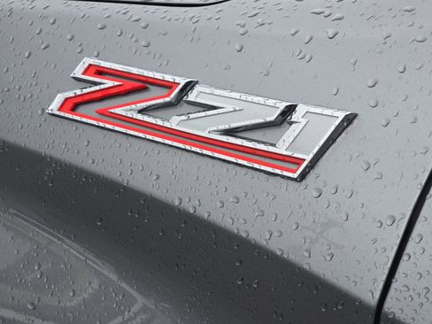 Used 2020 Chevrolet Silverado 1500 LT Trail Boss image 11