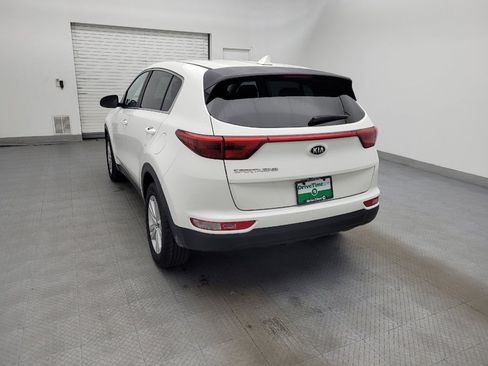 Used 2017 Kia Sportage LX image 6