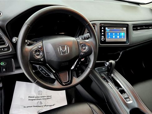 Used 2021 Honda HR-V EX-L image 36