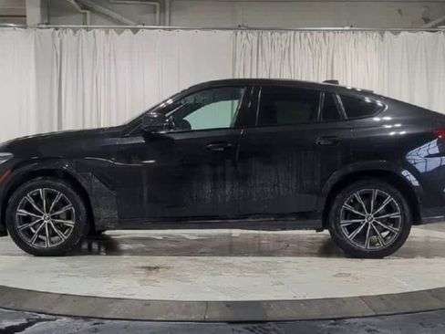 Used 2023 BMW X6 xDrive40i w/ M Sport Package image 6