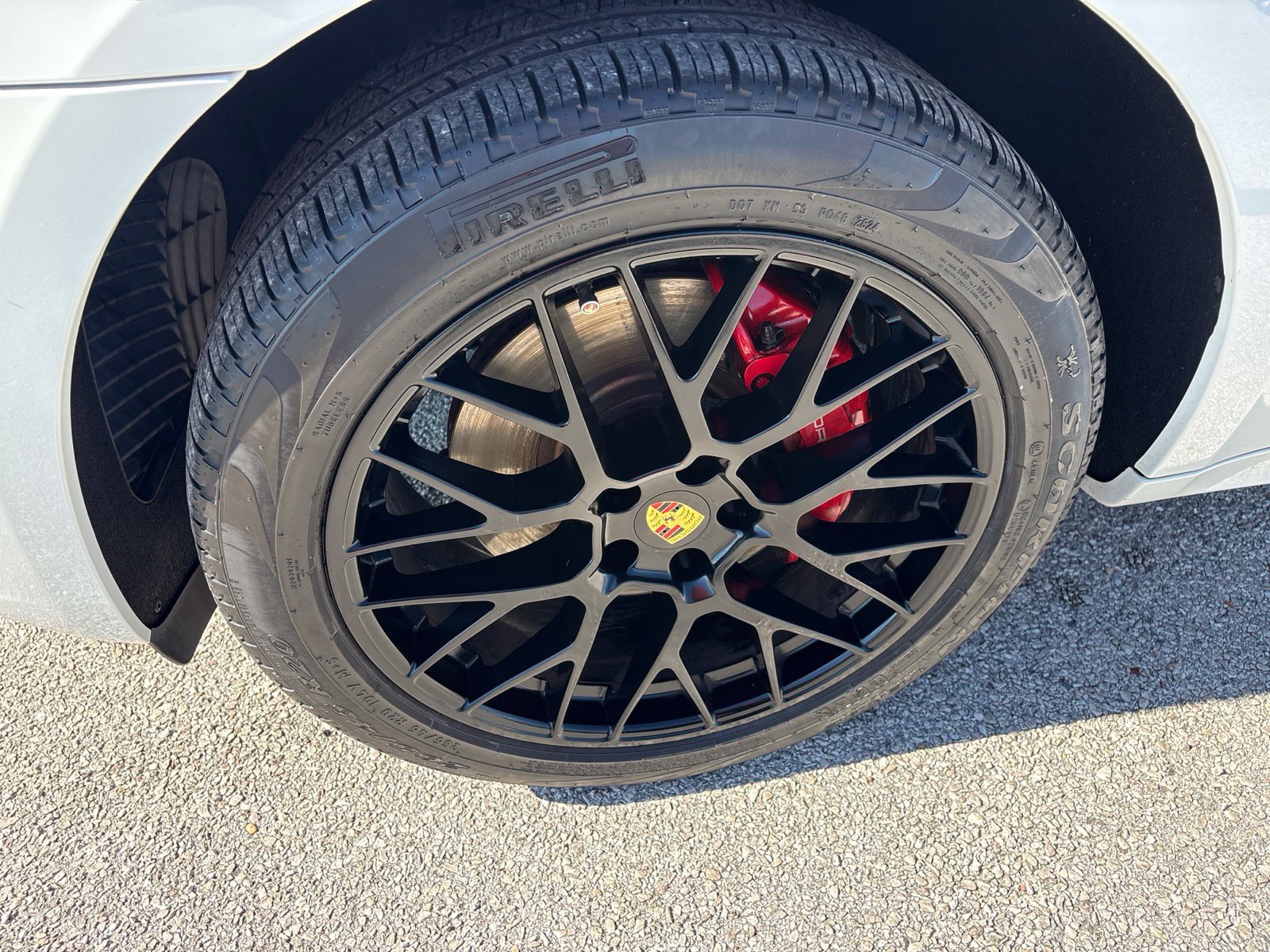 Used 2018 Porsche Macan GTS AWD/4WD image 31