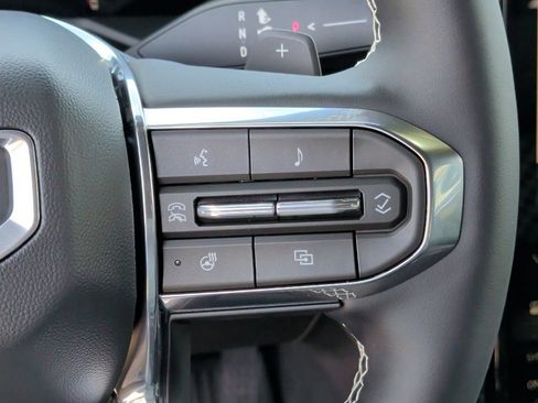 New 2026 GMC Acadia Denali w/ Super Cruise Package FWD image 19