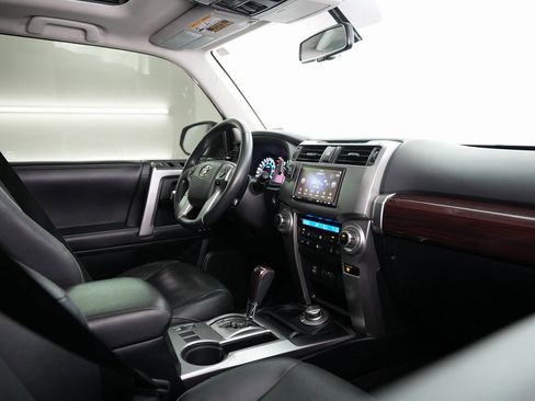 Used 2019 Toyota 4Runner Limited image 54