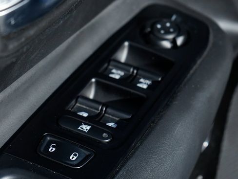 Used 2020 Jeep Renegade Altitude image 15