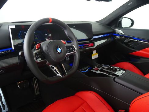 New 2026 BMW M5 image 15