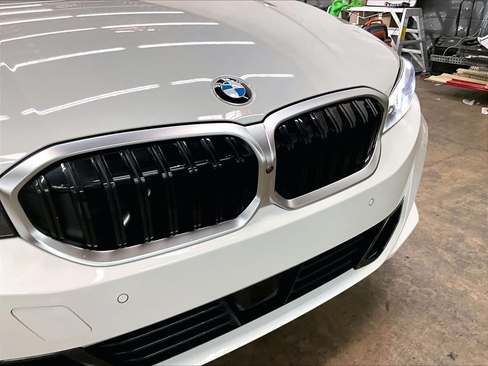 Used 2025 BMW 330i Sedan w/ Convenience Package RWD image 34