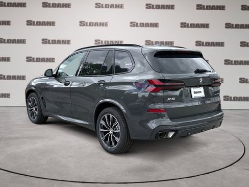 New 2026 BMW X5 xDrive40i w/ M Sport Package AWD/4WD image 3