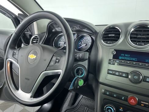 Used 2013 Chevrolet Captiva Sport LS image 27