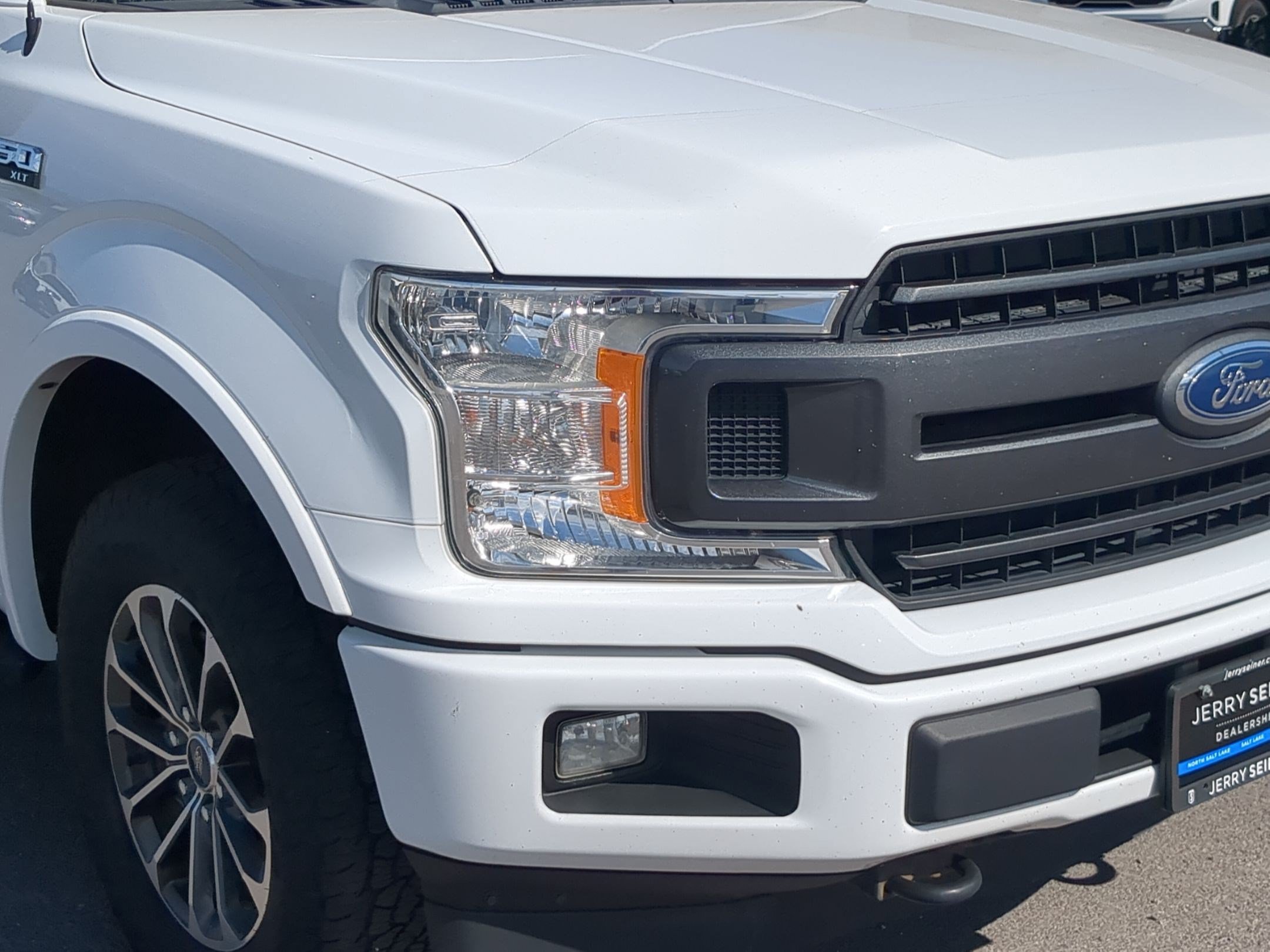 Used 2019 Ford F150 XLT w/ Equipment Group 302A Luxury AWD/4WD image 10