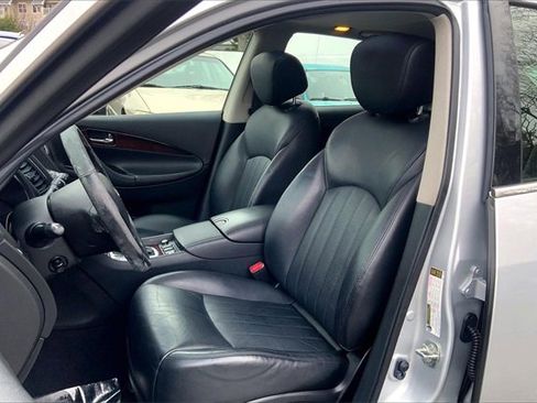 Used 2017 INFINITI QX50 AWD w/ Premium Plus Package image 6