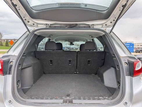Used 2021 Chevrolet Equinox LS AWD/4WD image 29