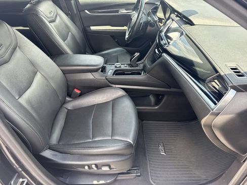 Used 2021 Cadillac XT6 Sport AWD/4WD image 13