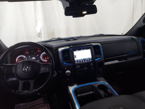 Used 2018 RAM 1500 Sport w/ Hydro Blue Sport Package AWD/4WD image 10