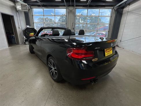 Used 2020 BMW 230i xDrive Convertible w/ Premium Package AWD/4WD image 31