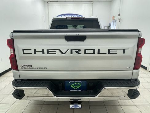 Used 2021 Chevrolet Silverado 1500 LT AWD/4WD image 20