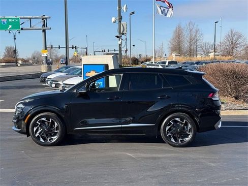 Used 2023 Kia Sportage SX image 2