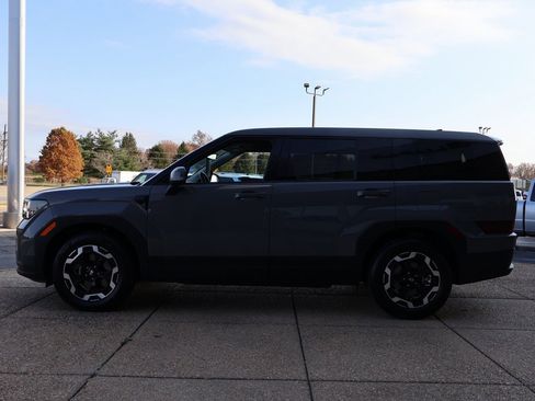 Used 2024 Hyundai Santa Fe SE image 3