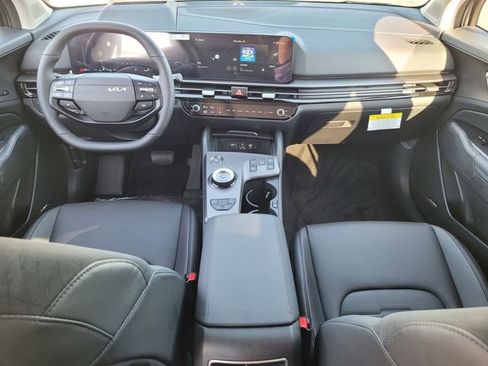 New 2026 Kia Sportage SX Prestige image 8