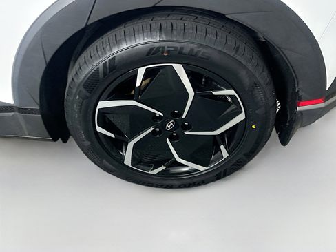 Used 2024 Hyundai Ioniq 5 SEL RWD image 11