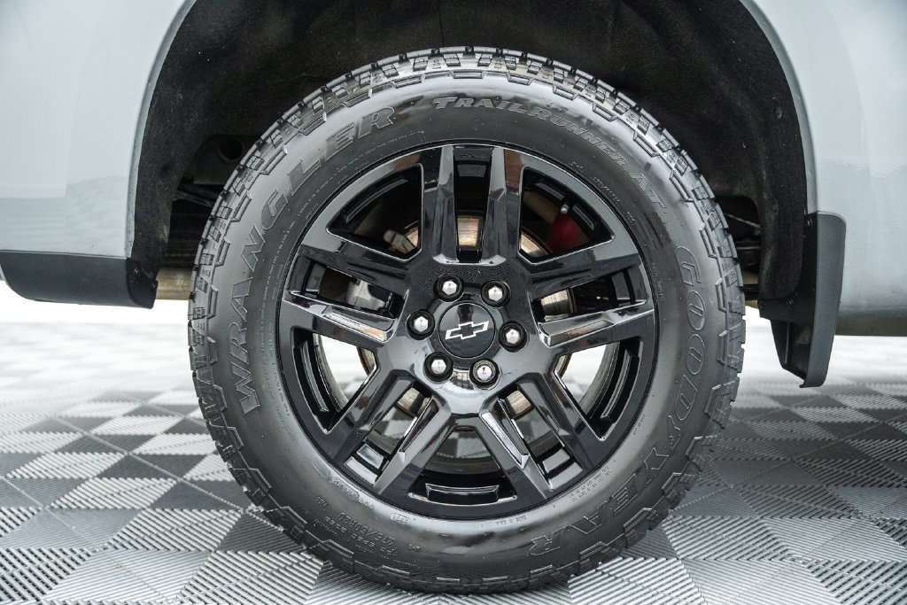 Used 2024 Chevrolet Silverado 1500 RST w/ Z71 Off-Road Package AWD/4WD image 25