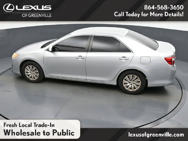 Used 2014 Toyota Camry FWD image 29