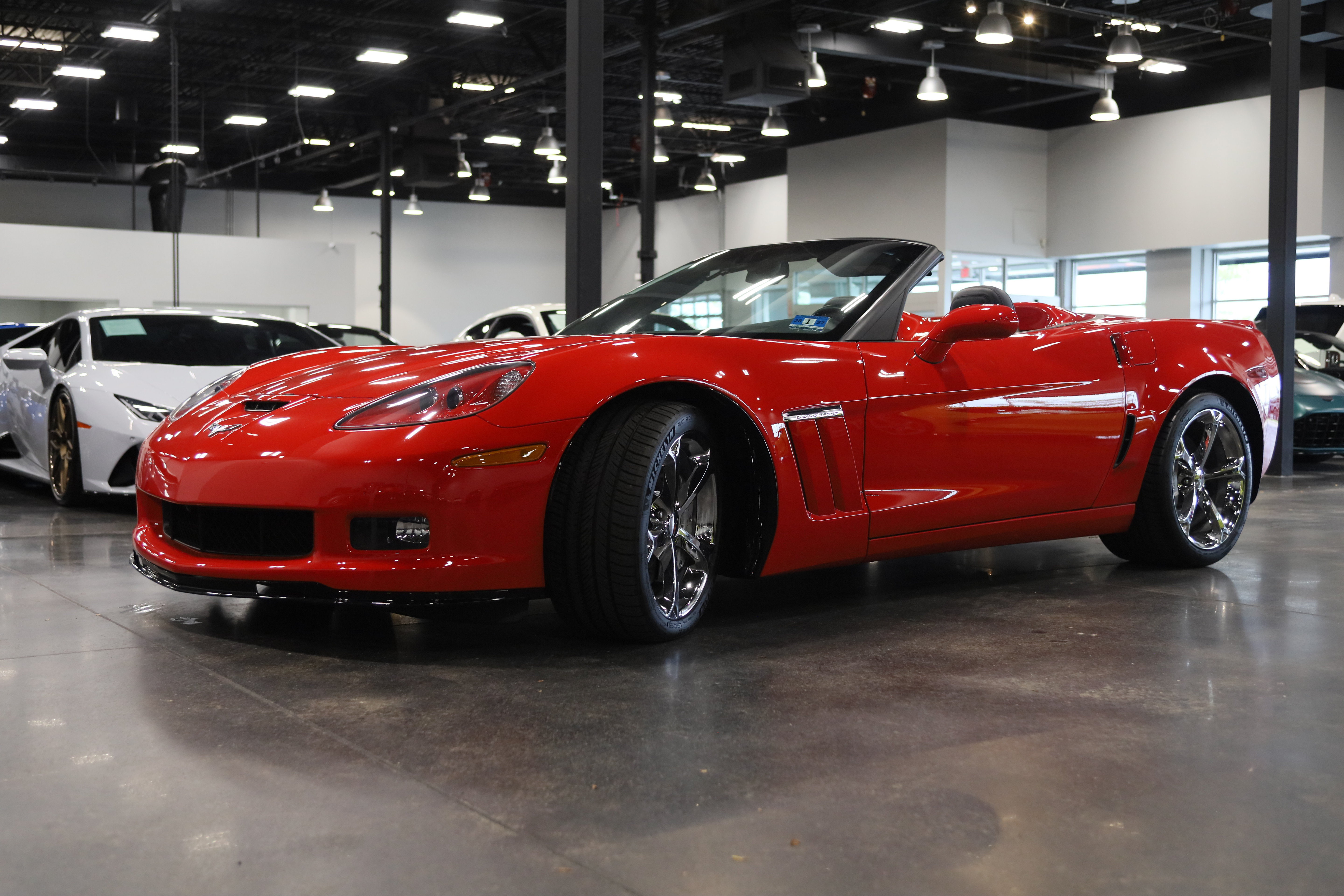 Used 2011 Chevrolet Corvette Grand Sport w/ Preferred Equipment Group RWD image 4