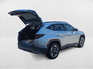 New 2025 Hyundai Tucson SEL video 2