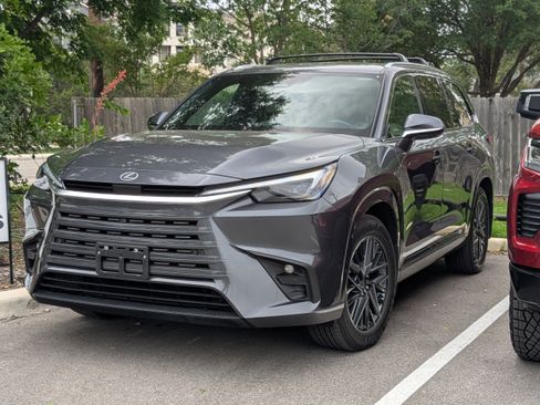 Used 2025 Lexus TX 350 AWD w/ Technology Package image 3