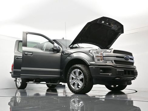 Used 2018 Ford F150 Platinum w/ Equipment Group 701A Luxury image 50