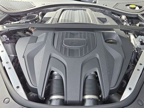 Used 2022 Porsche Panamera 4 image 32