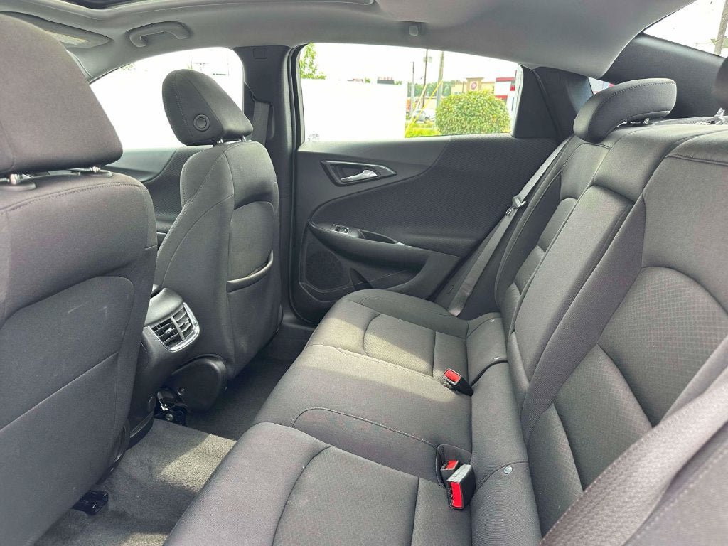 Used 2024 Chevrolet Malibu LT FWD image 10