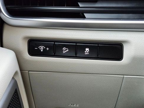 Used 2024 Kia Telluride S w/ S Sunroof Package image 26