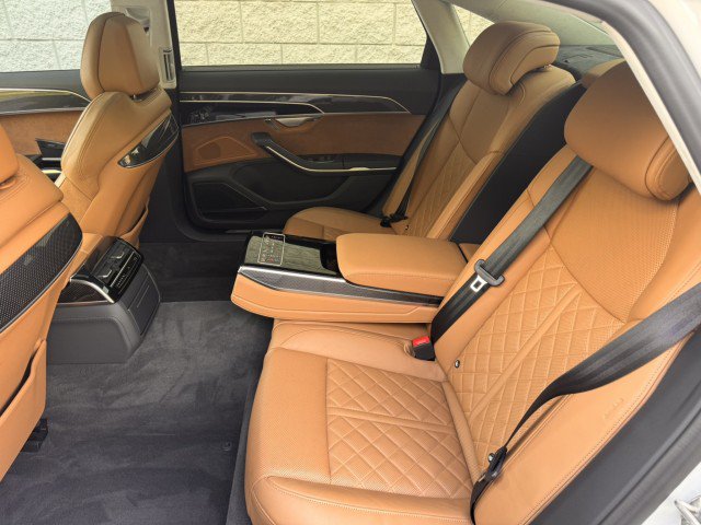 Used 2020 Audi S8 L AWD/4WD image 8
