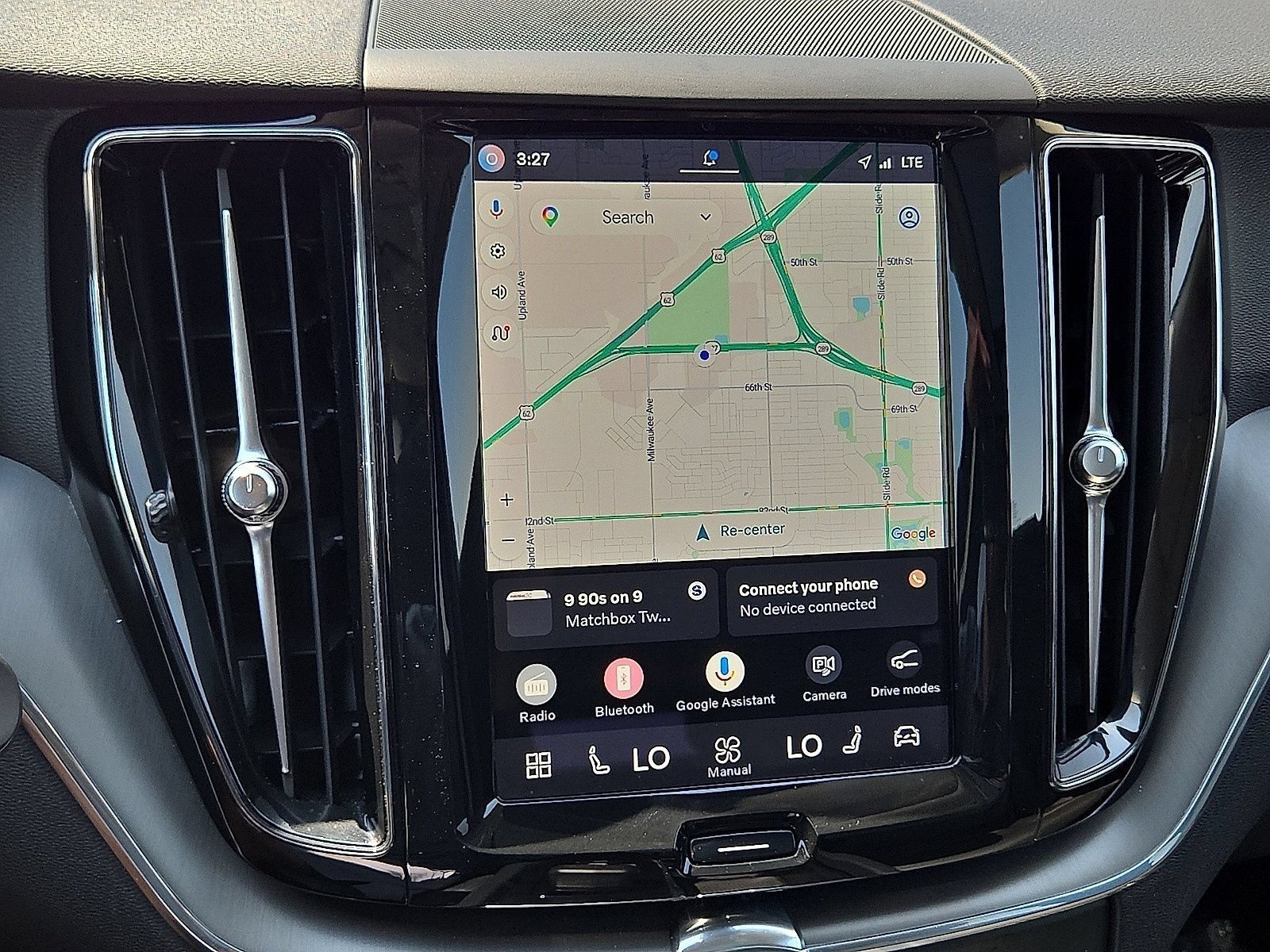 Certified 2024 Volvo XC60 B5 Core AWD/4WD image 25